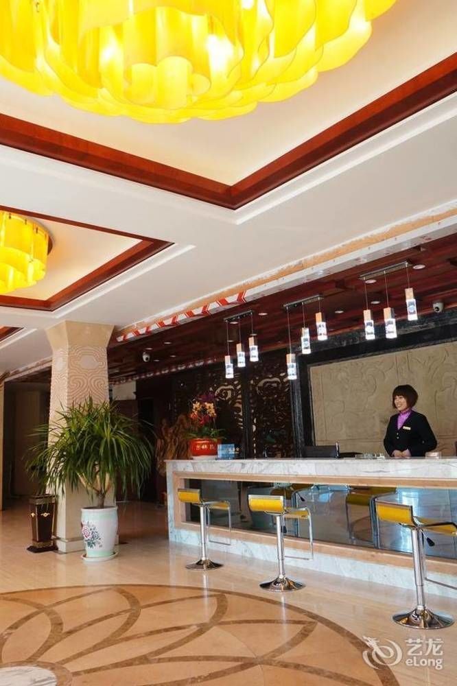 Sunshine Holiday Hotel Liaocheng Exterior foto